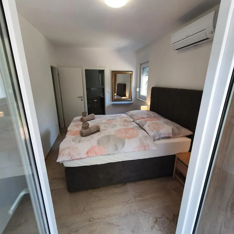 Apartment Villa Adria Trogir